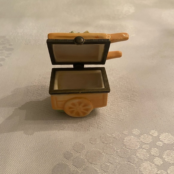 Decorative Box - Picture 4 of 7